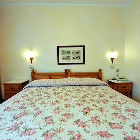 Silene Parking And Garage 3*