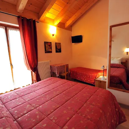 Silene Parking And Garage 3*