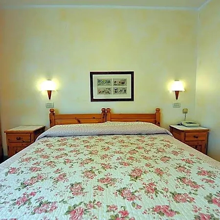 Silene Parking And Garage Hotel 3*